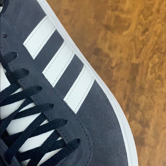 Adidas Men's VL Court 2.0 Suede Size 9.5 - Picture 16 of 16